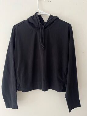 Everlane Black Hooded crop Top long sleeve minimalist Athleisure size xs